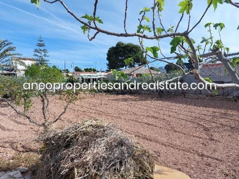 Villa à vendre dans Elda, Alicante