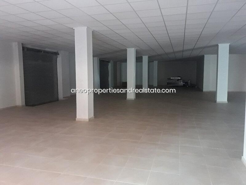 1 bedroom Commercial Property for Long Term Rent