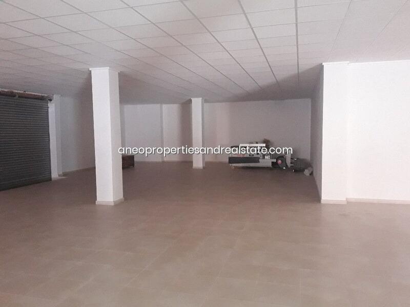 1 bedroom Commercial Property for Long Term Rent