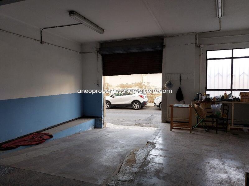 1 Cuarto Local Comercial en venta