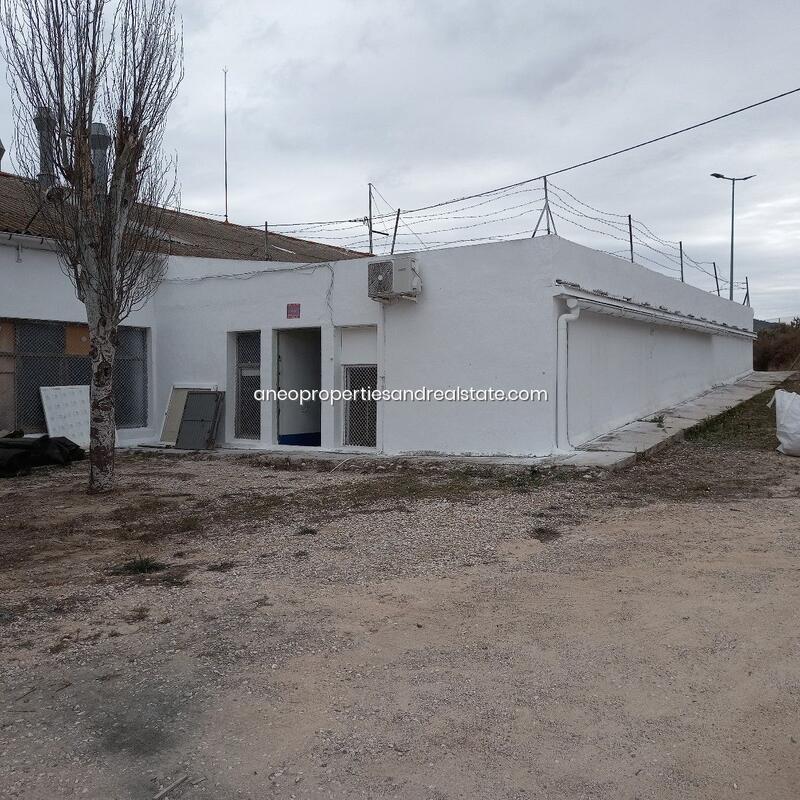 1 Cuarto Local Comercial para alquiler a largo plazo