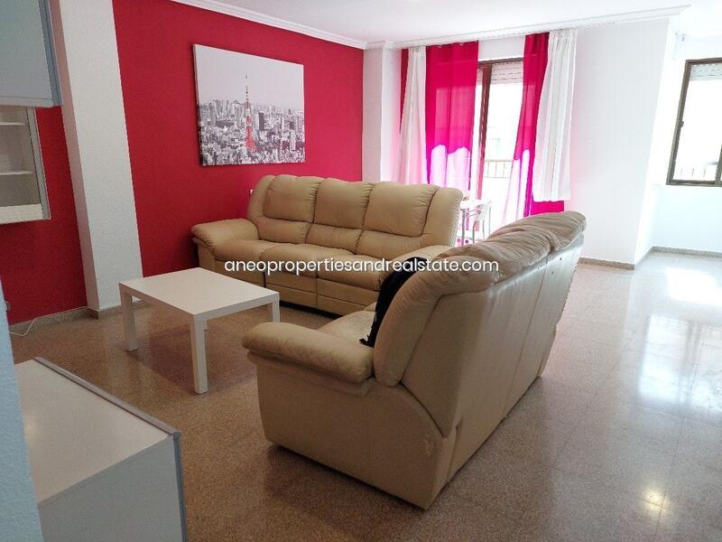 Apartamento en venta en Elda, Alicante