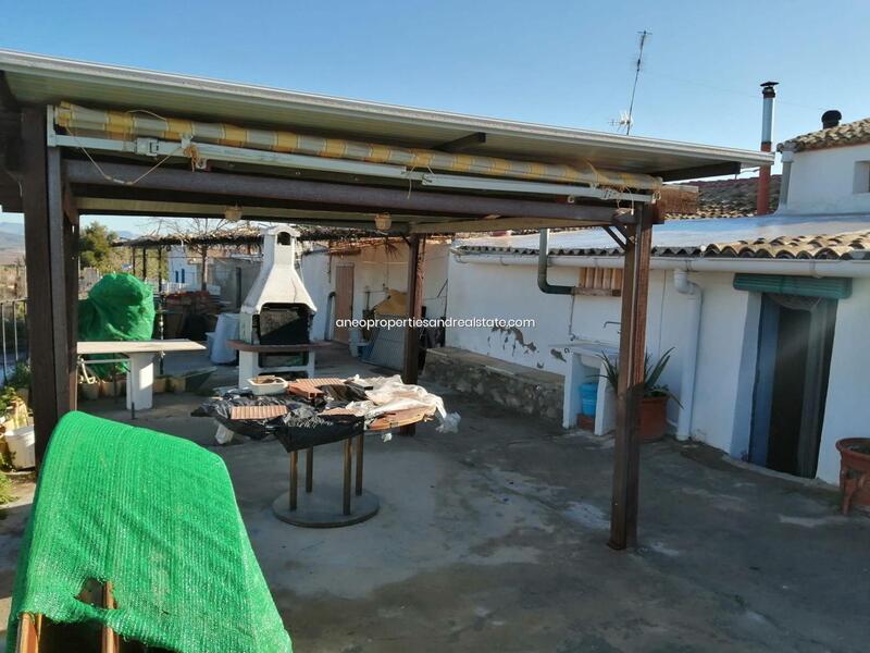 Townhouse for sale in Monóvar, Alicante