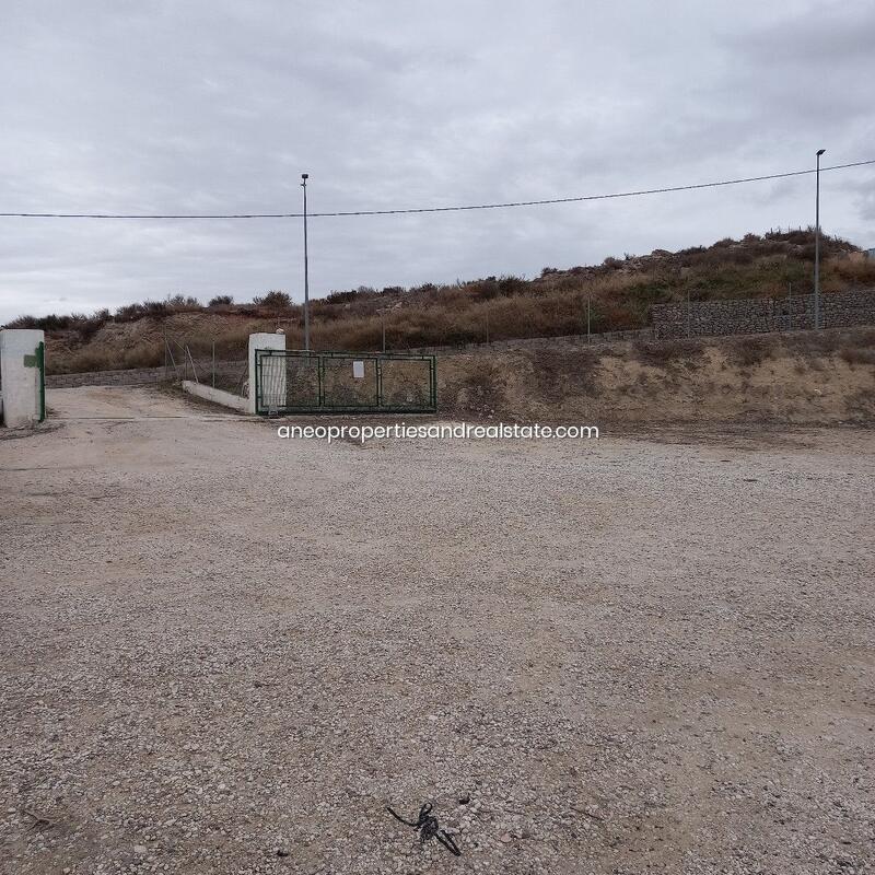 1 bedroom Land for sale