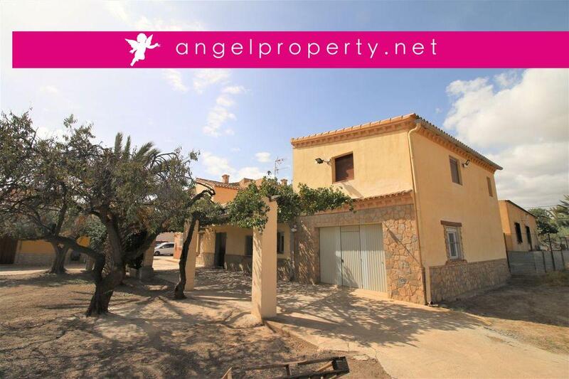 Country House for sale in La Muleria, Almería