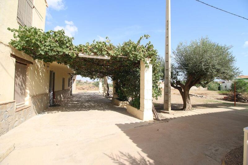 3 bedroom Country House for sale