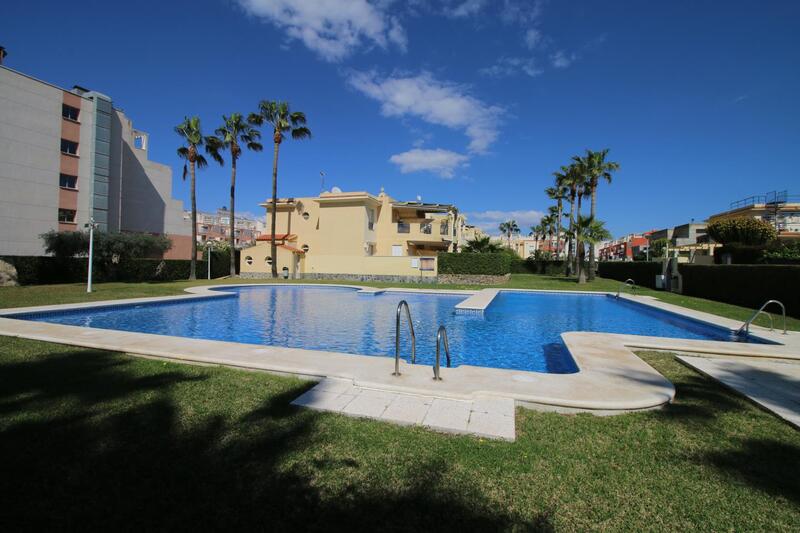 Appartement à louer à long terme dans Vera, Almería