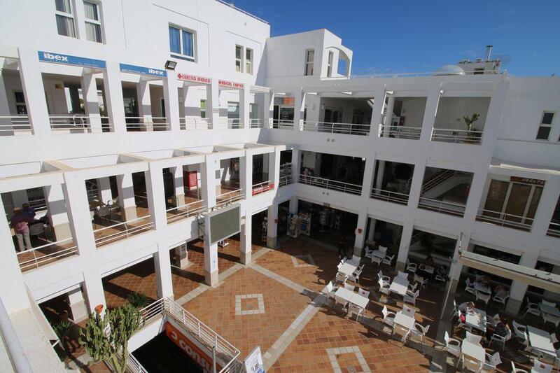 Коммерческая недвижимость продается в Mojácar, Almería