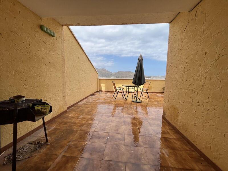 2 slaapkamer Appartement Te koop