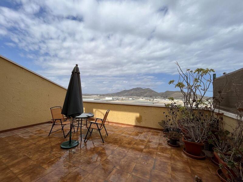 2 slaapkamer Appartement Te koop