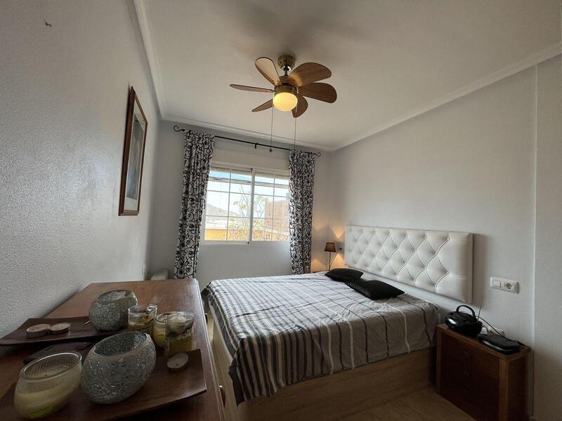 2 slaapkamer Appartement Te koop