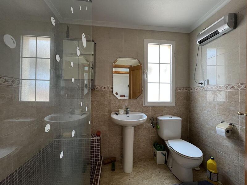 2 slaapkamer Appartement Te koop