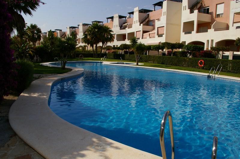 2 bedroom Apartment for Short Term Rent
