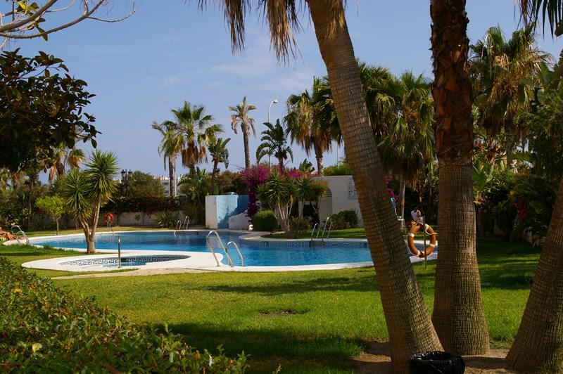 2 bedroom Apartment for Short Term Rent
