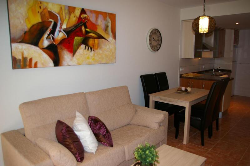 2 bedroom Apartment for Short Term Rent