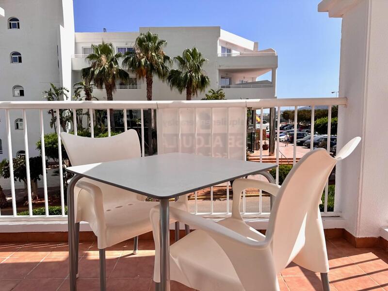 2 bedroom Apartment for Long Term Rent