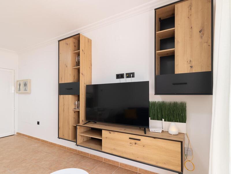 2 bedroom Apartment for Long Term Rent