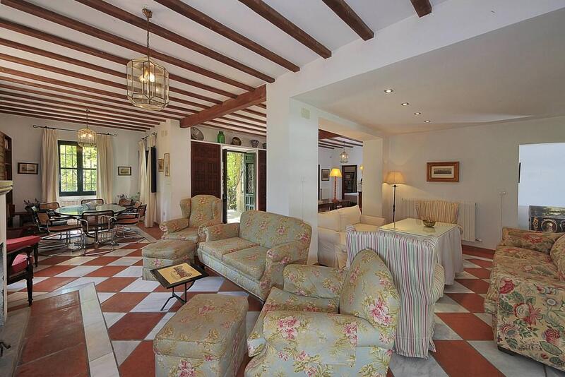 6 Cuarto Casa de Campo en venta