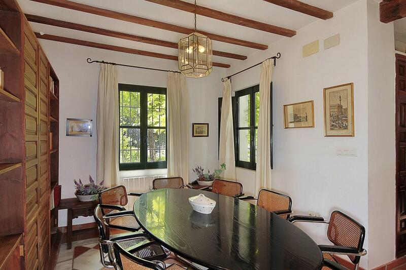 6 Cuarto Casa de Campo en venta