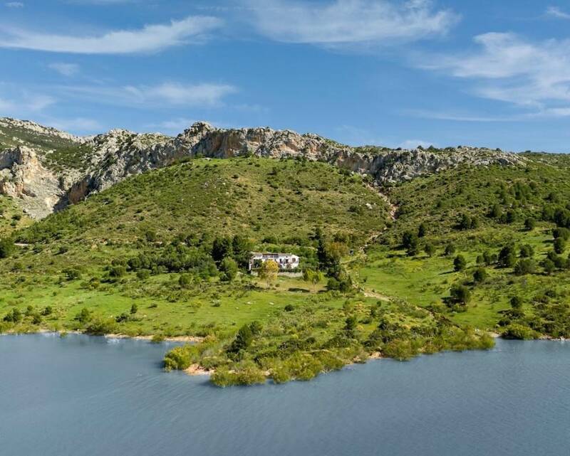 Erhvervsejendom til salg i Antequera, Málaga