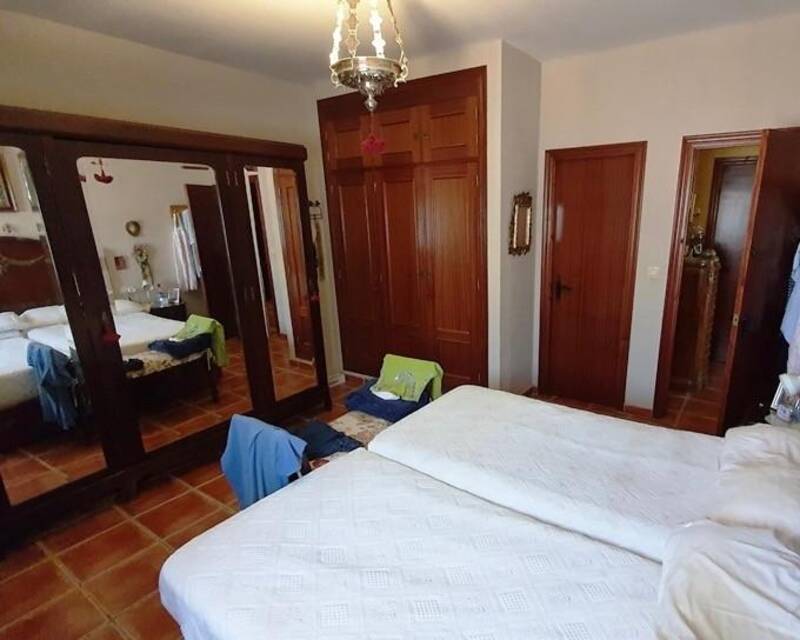 4 chambre Auberge à vendre