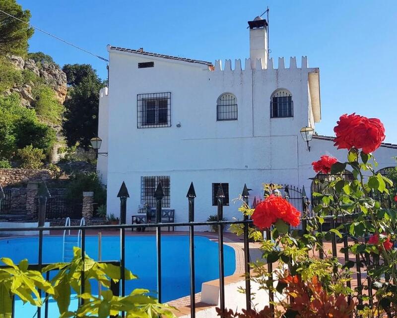 Landhaus zu verkaufen in Velez de Benaudalla, Granada