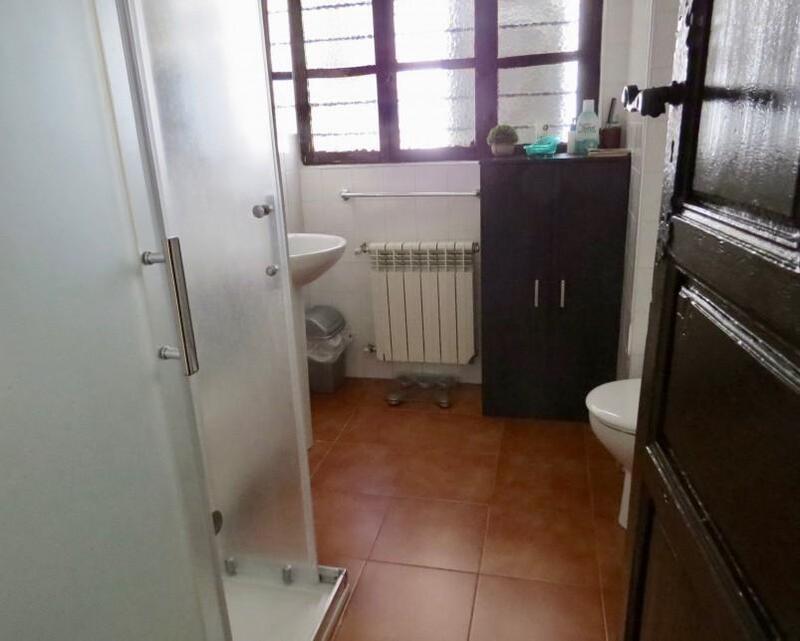 8 Cuarto Adosado en venta