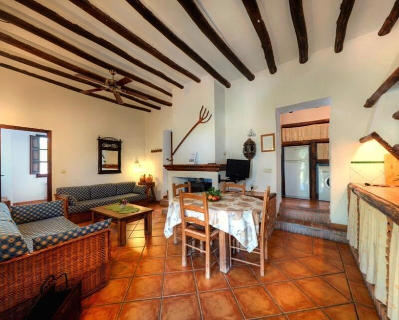 20 Cuarto Casa de Campo en venta