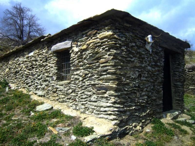 2 Schlafzimmer Landhaus zu verkaufen