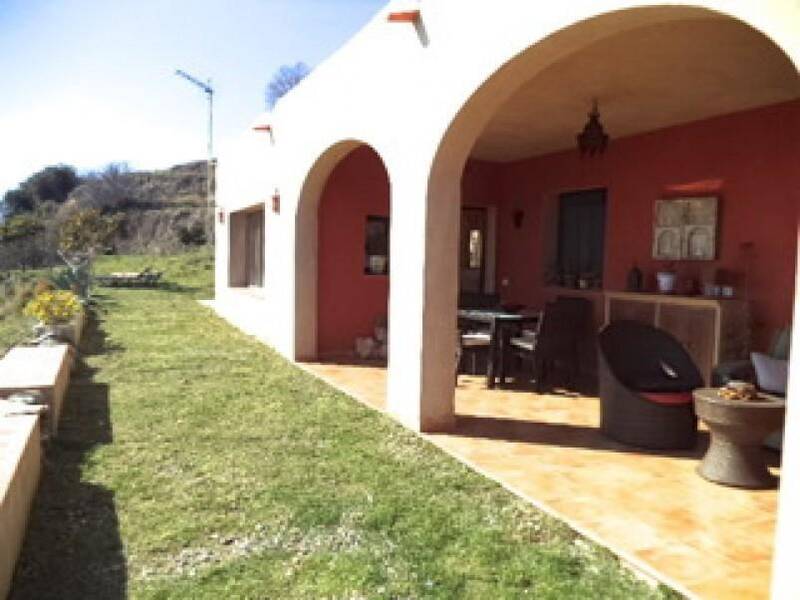 2 bedroom Country House for sale