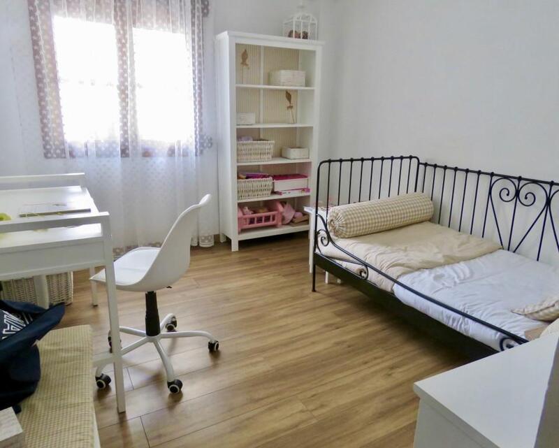 3 Schlafzimmer Stadthaus zu verkaufen