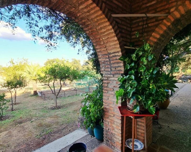 3 bedroom Country House for sale