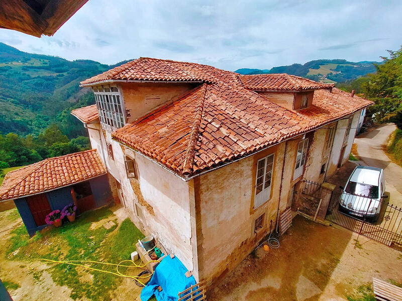8 bedroom Country House for sale