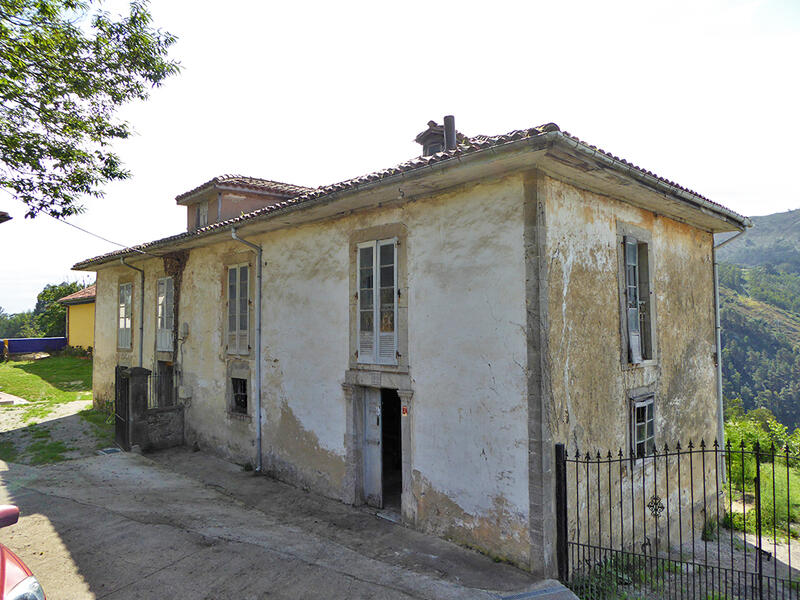 8 bedroom Country House for sale