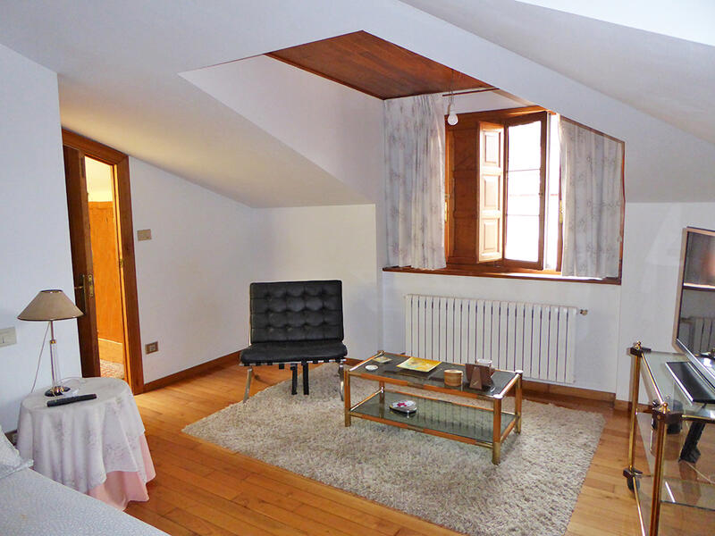 6 Cuarto Adosado en venta