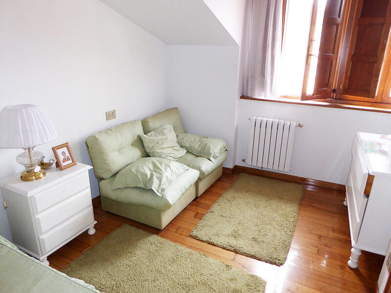 6 Cuarto Adosado en venta