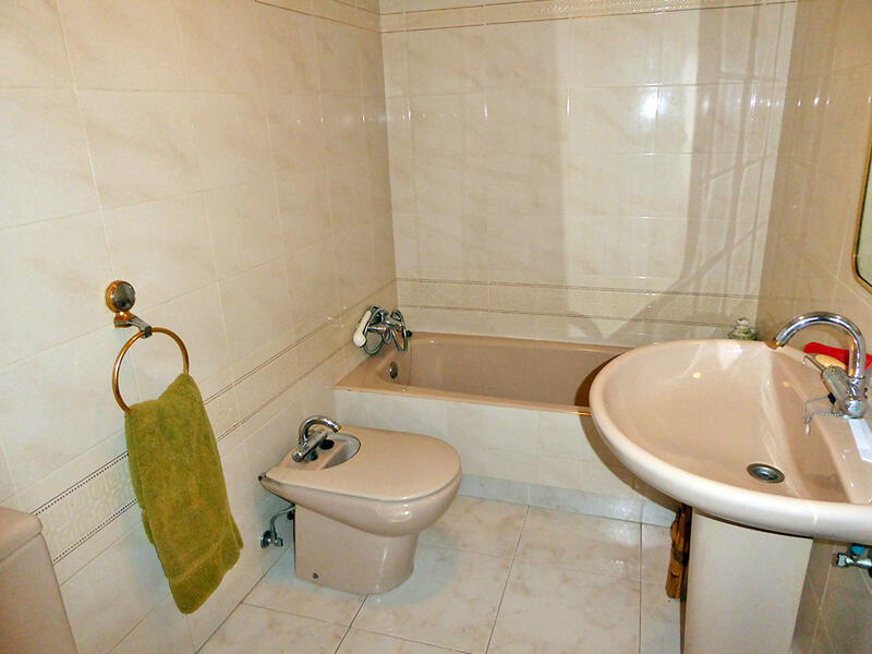6 Cuarto Adosado en venta