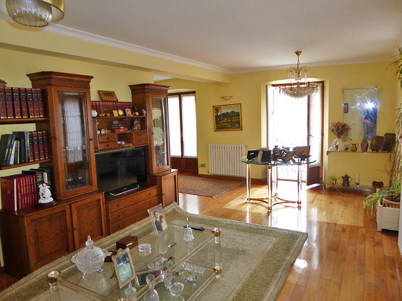 6 Cuarto Adosado en venta