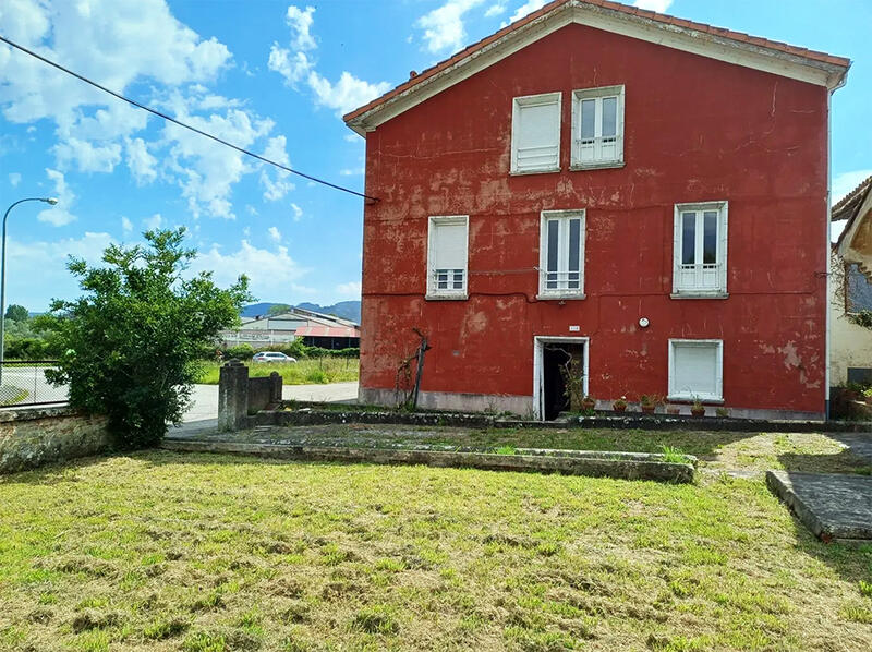 Radhus till salu i Peñaullan, Asturias