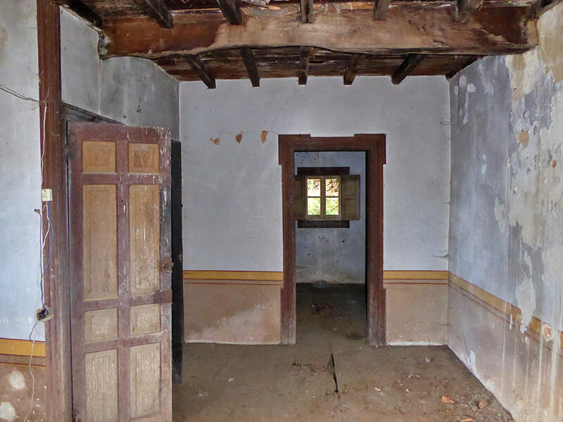 2 bedroom Townhouse for sale