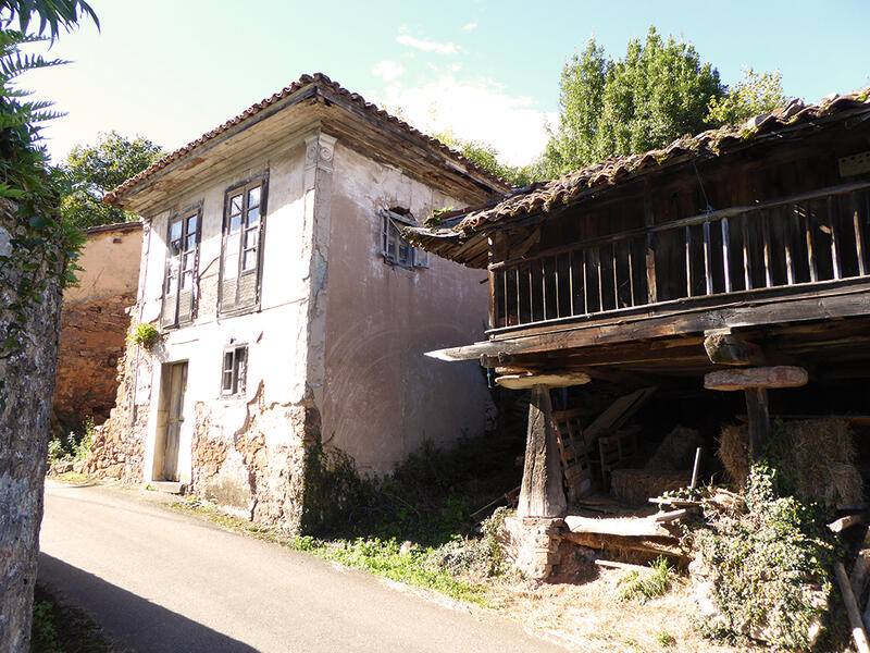 2 bedroom Townhouse for sale