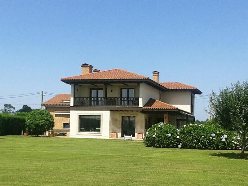 Villa zu verkaufen in Arenas (Soto del Barco), Asturias