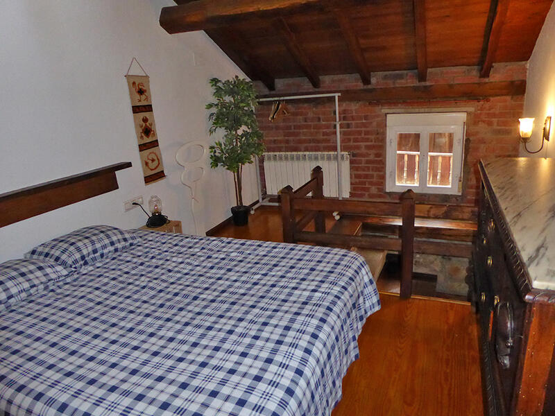 8 chambre Local Commercial à vendre