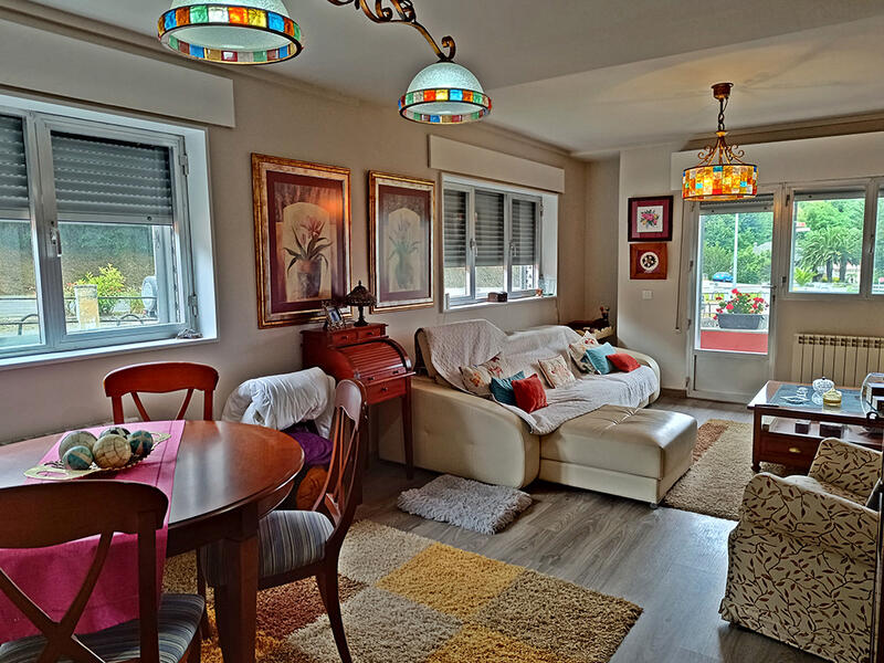 14 chambre Local Commercial à vendre