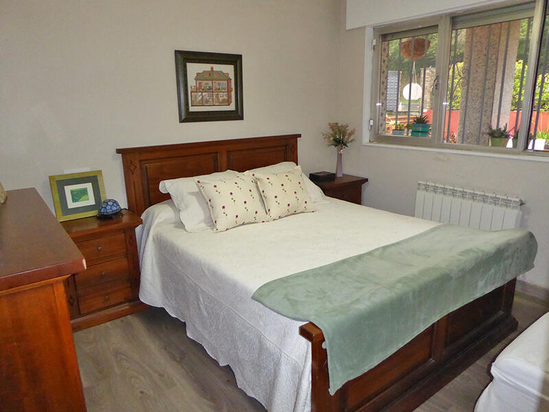 14 chambre Local Commercial à vendre