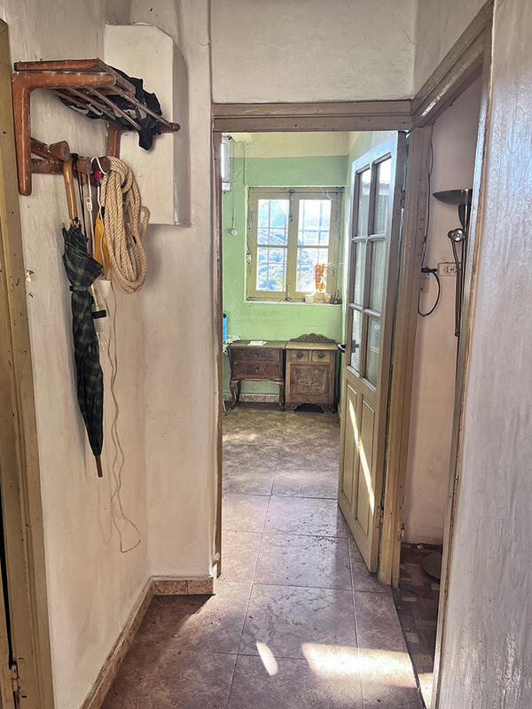 2 slaapkamer Gezinswoning Te koop