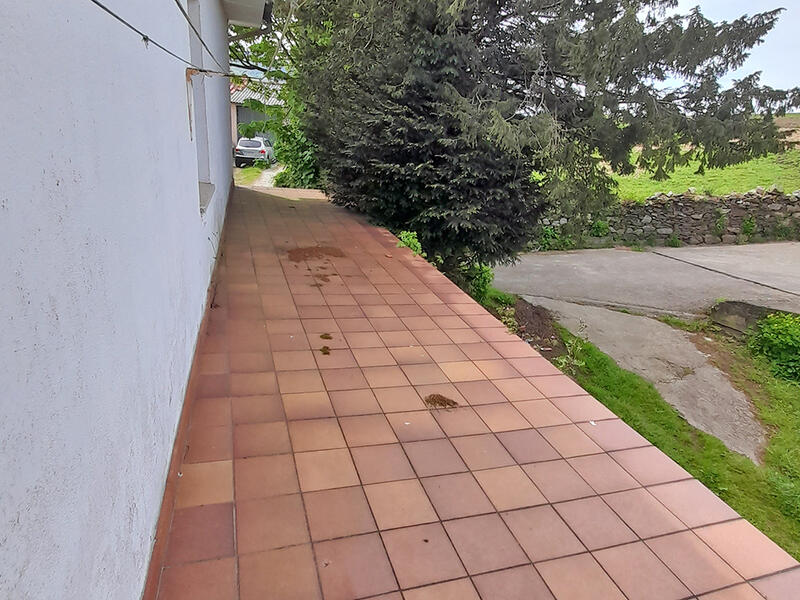 5 Cuarto Local Comercial en venta
