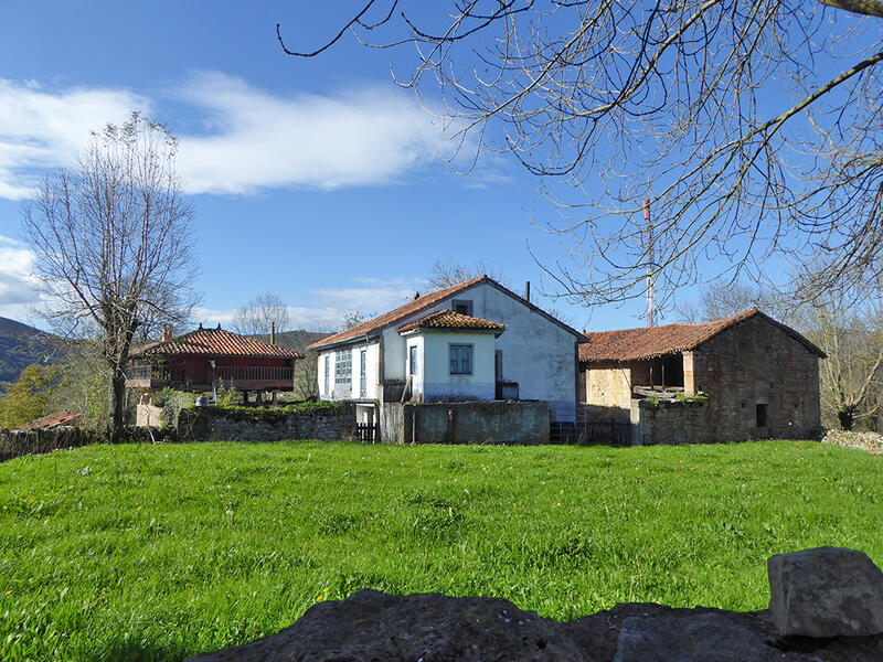 Landsted til salg i Villandas, Asturias