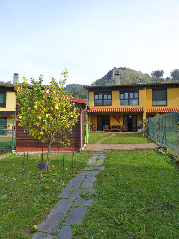 3 slaapkamer Gezinswoning Te koop