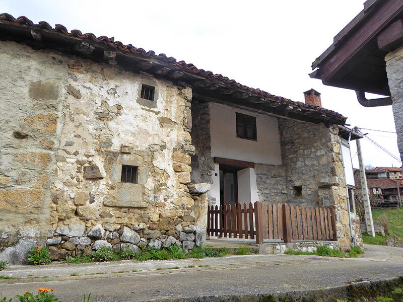 3 bedroom Country House for sale